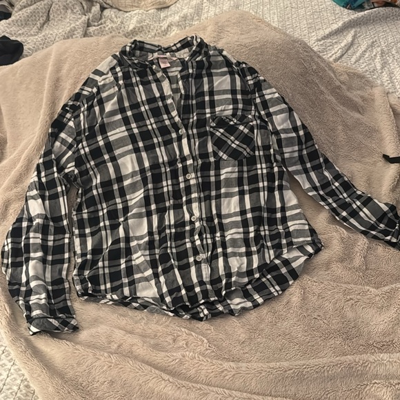 Victoria’s Secret pajama set - Picture 2 of 8